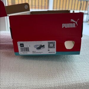 PUMA Suede Sneakers - Grey and White